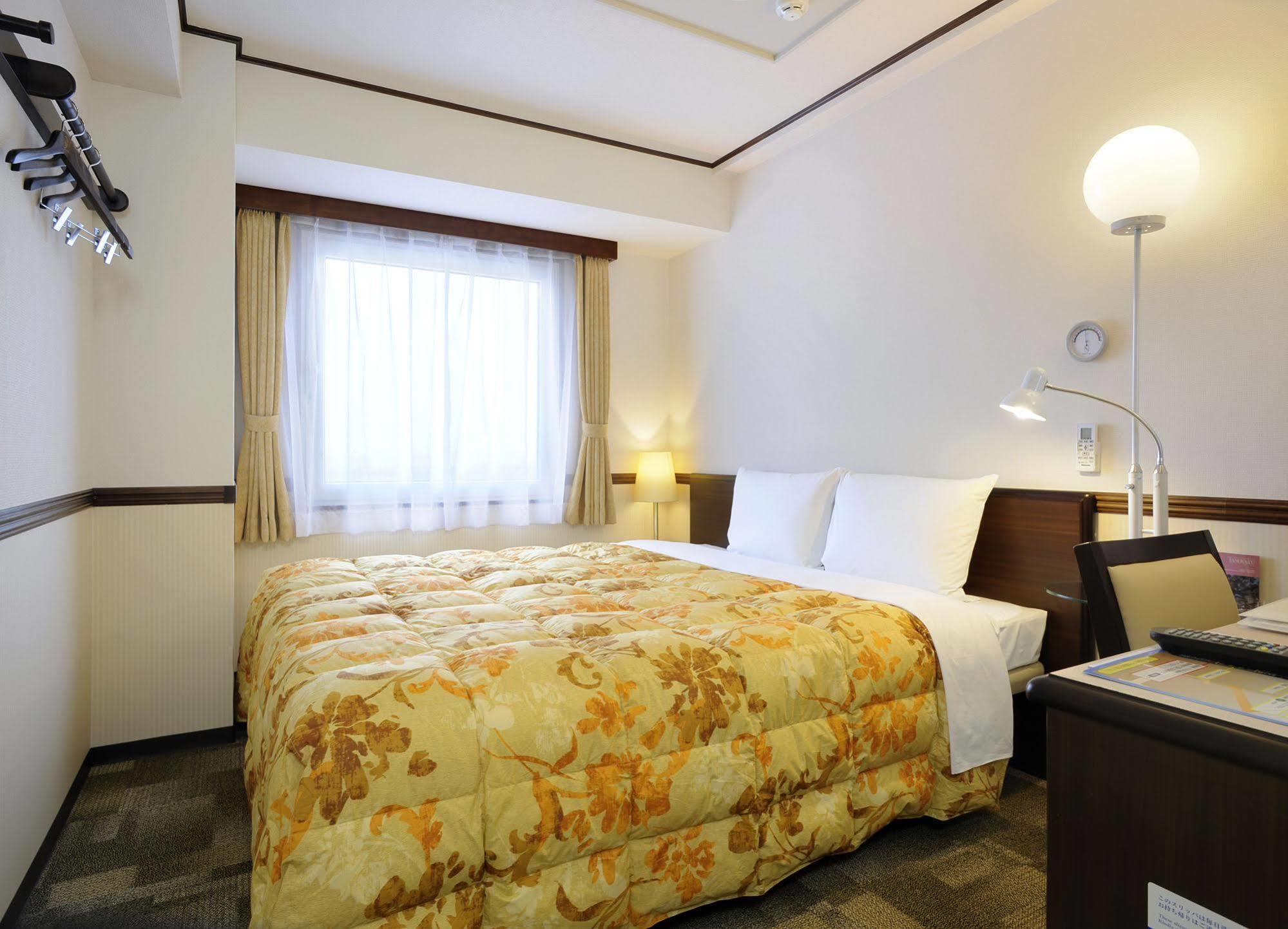 Toyoko Inn Tokyo Akigawa-Eki Kita-Guchi Akiruno Экстерьер фото